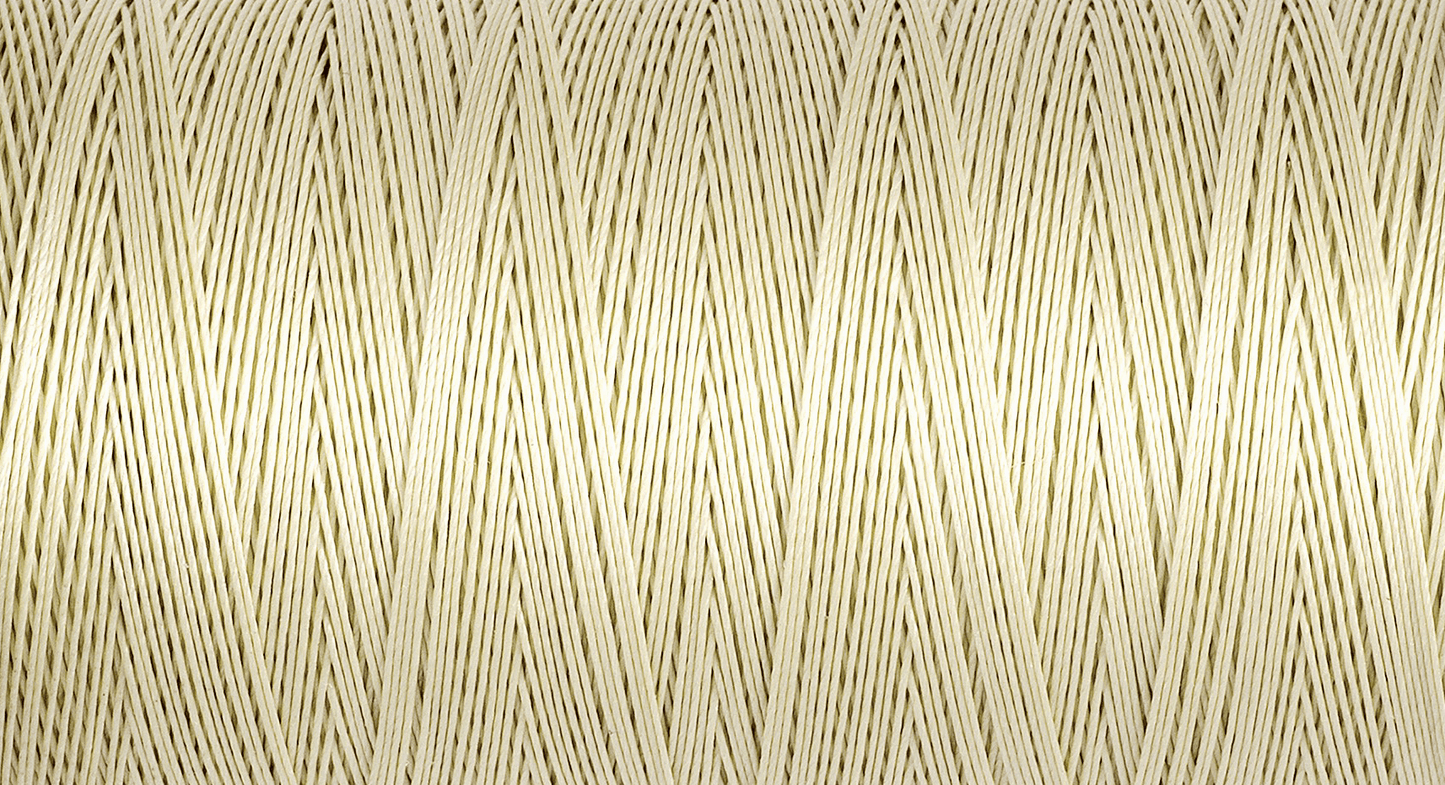 Gütermann Hand Quilting Thread: 200m