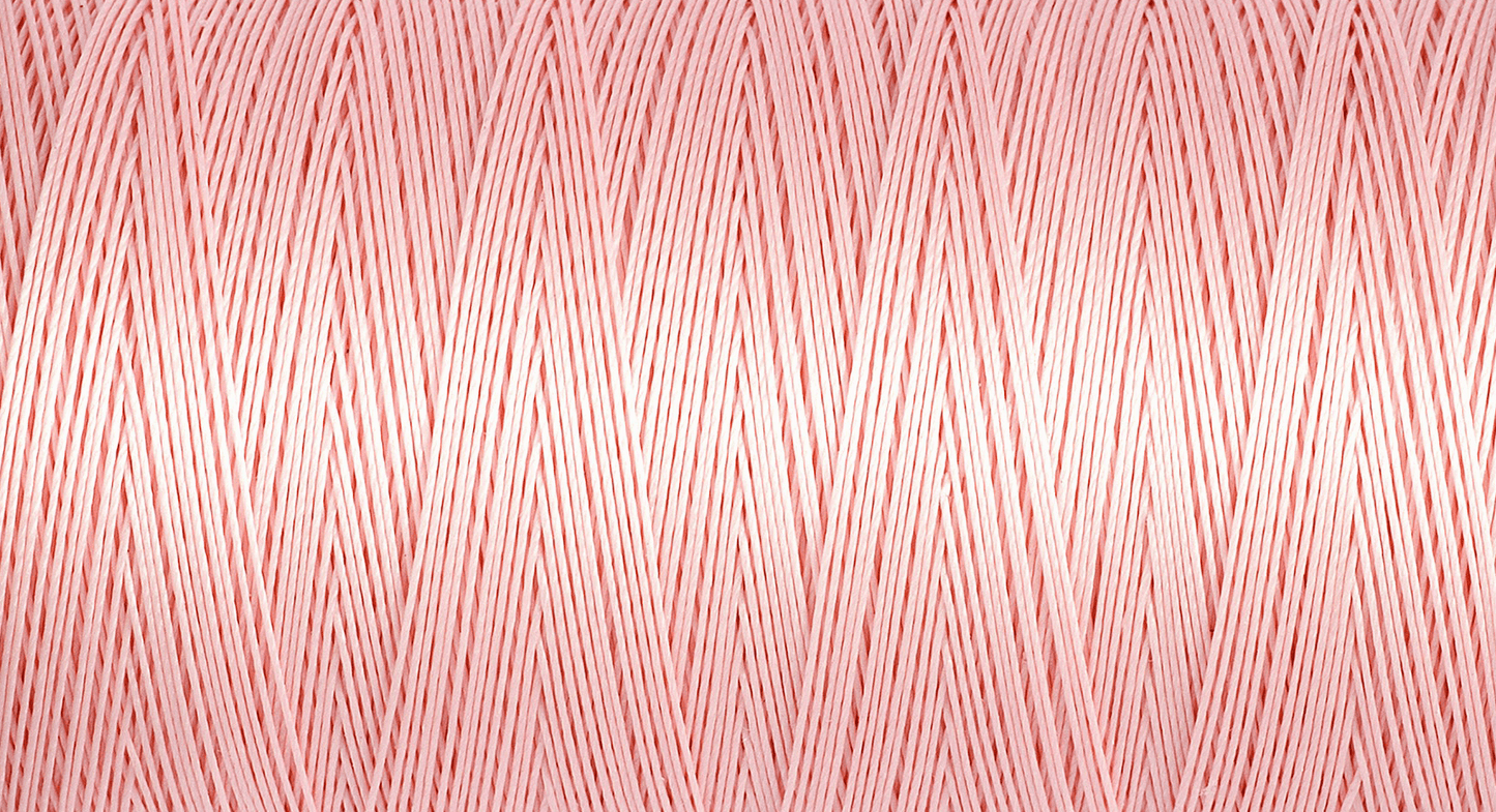 Gütermann Hand Quilting Thread: 200m