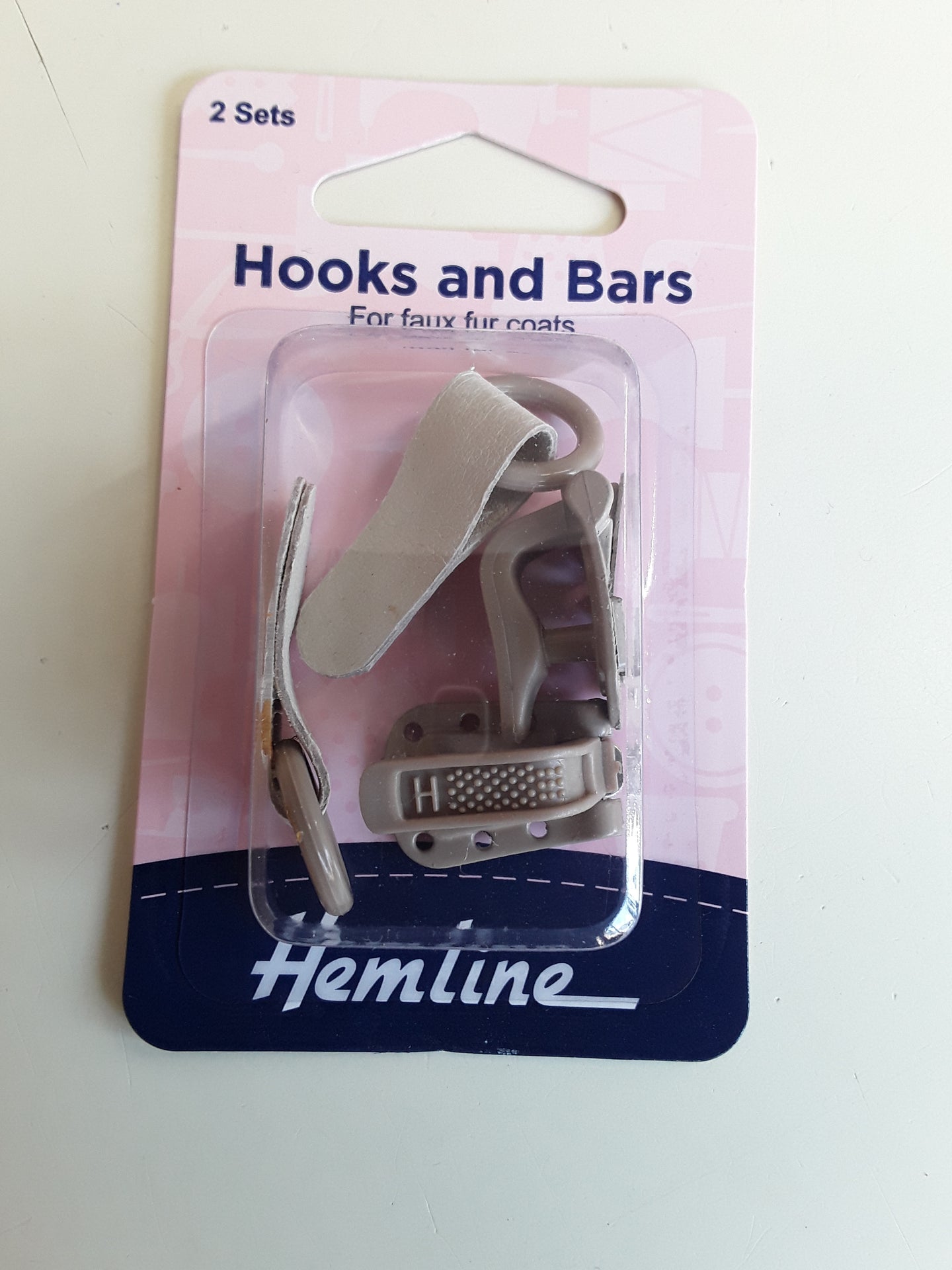 Hooks and bars