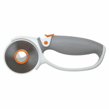 Load image into Gallery viewer, Fiskars Rotary Cutter 60mm diameter